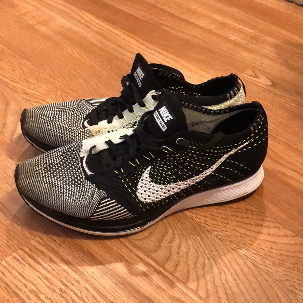 Men’s Nike Flyknit Racer Shoes